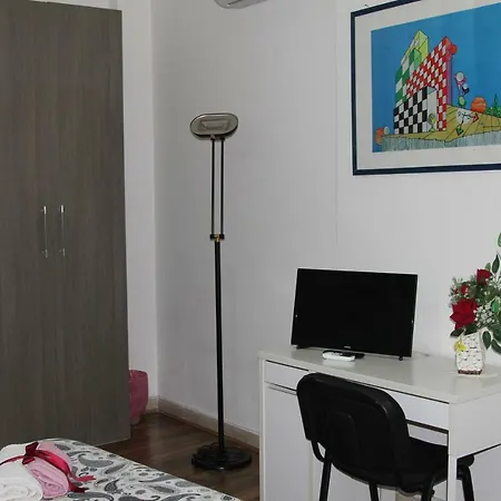 לינה וארוחת בוקר B&B Al Politeama